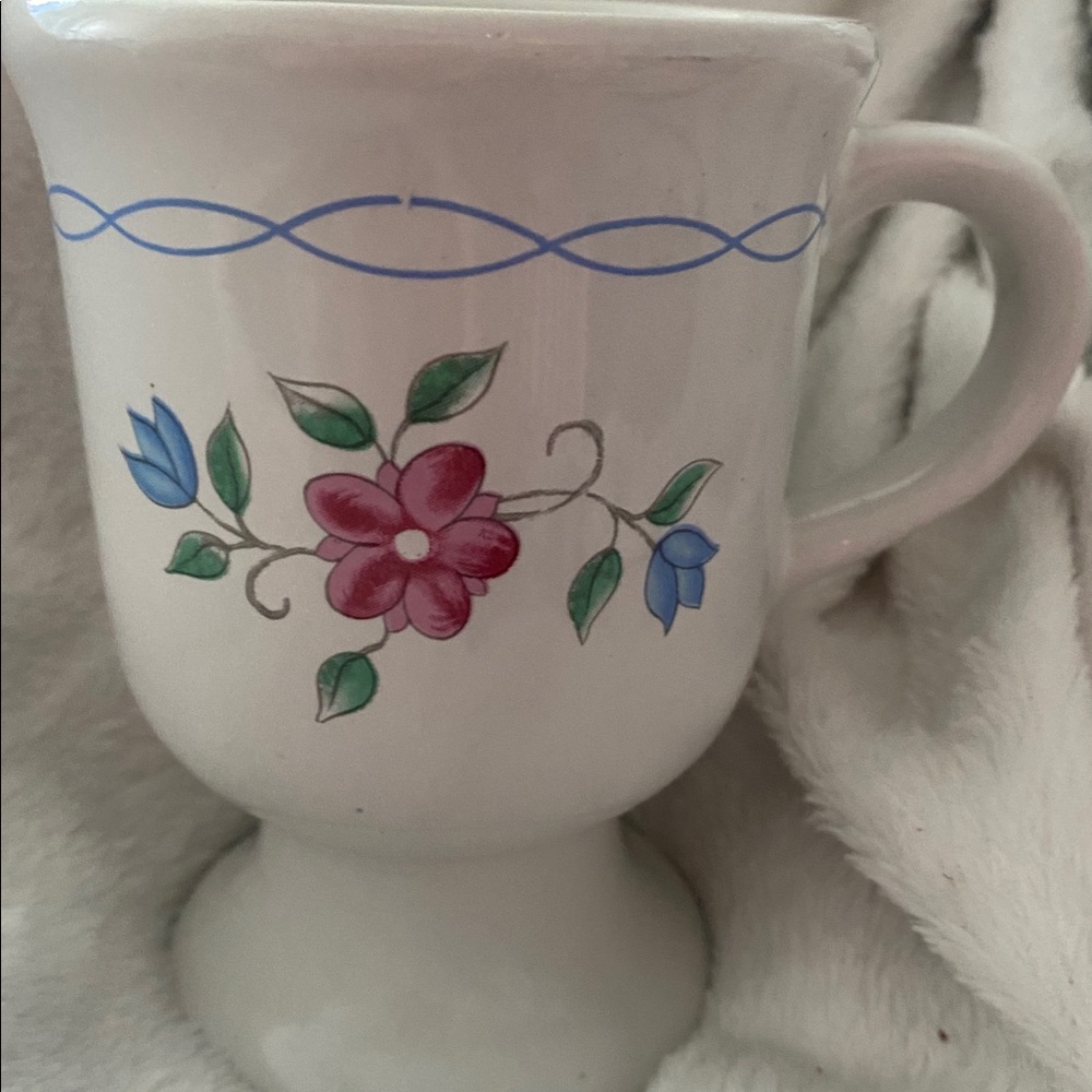 Footed Mug